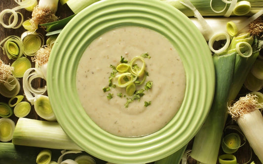 Käse-Lauch-Suppe mit Hackfleisch